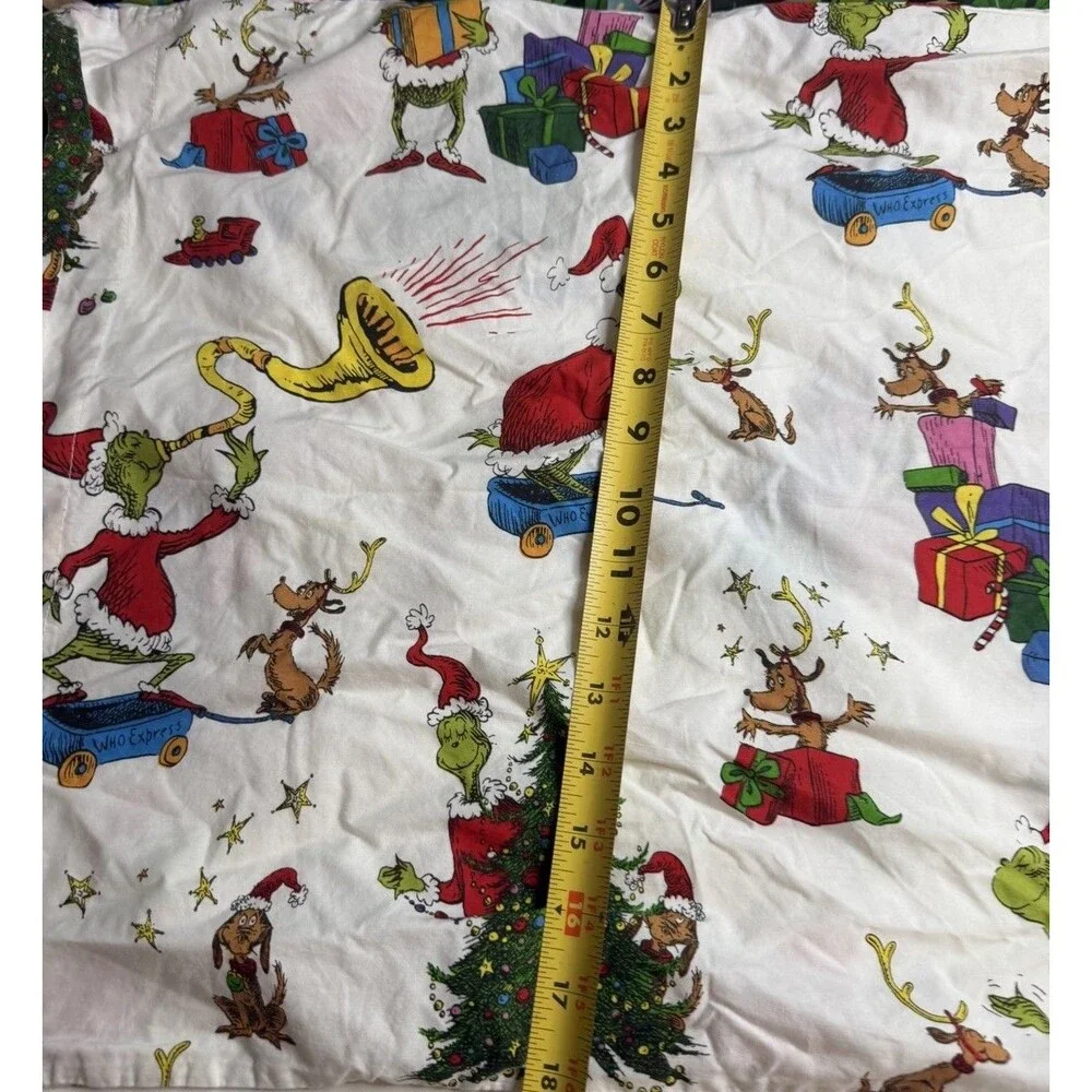 Pottery Barn Kids Dr. Seuss the Grinch Max Organic Pillow Cover